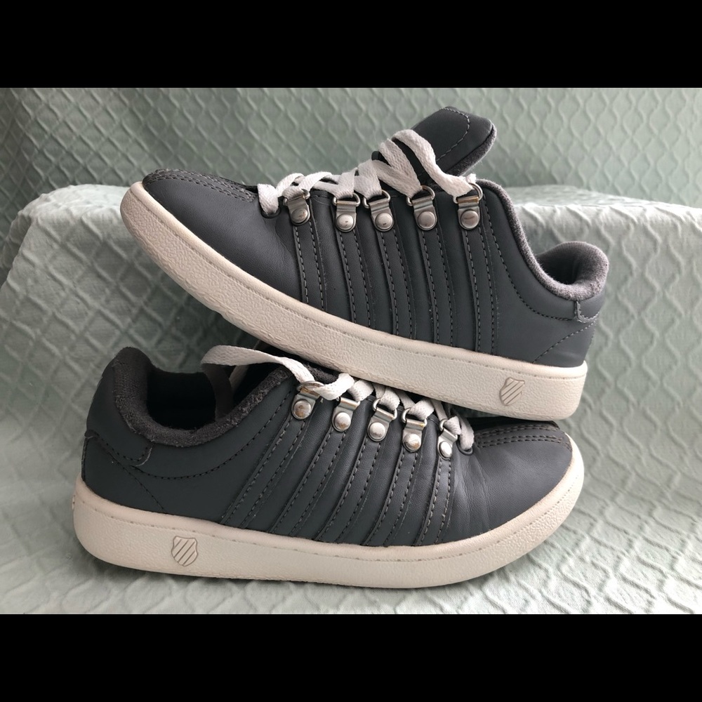 K•Swiss